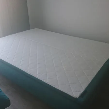 Maurers Schlierseetraum 1 Hochwertige Erdgeschosswohnung Mit Allen Raffinessen Erfreut Sich Auch Urlauber Idealerweise Fuer Paar Mit Kindern Geeignet Und Vierbeiner Dank Des Tollen Zauns Auf Der Terrasse Stylisch Und Edel Von Der Ausstattung Mit 64 Q Appartamento Schliersee