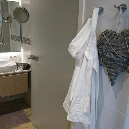 Apartment Maurers Schlierseetraum: Stylish Ground Floor With Enclosed Terrace