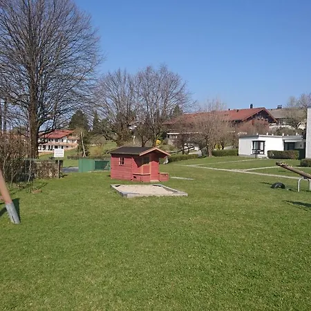 Maurers Schlierseetraum: Stylish Ground Floor With Enclosed Terrace * Schliersee
