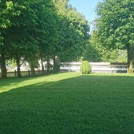 Maurers Schlierseetraum: Stylish Ground Floor With Enclosed Terrace Apartment Schliersee